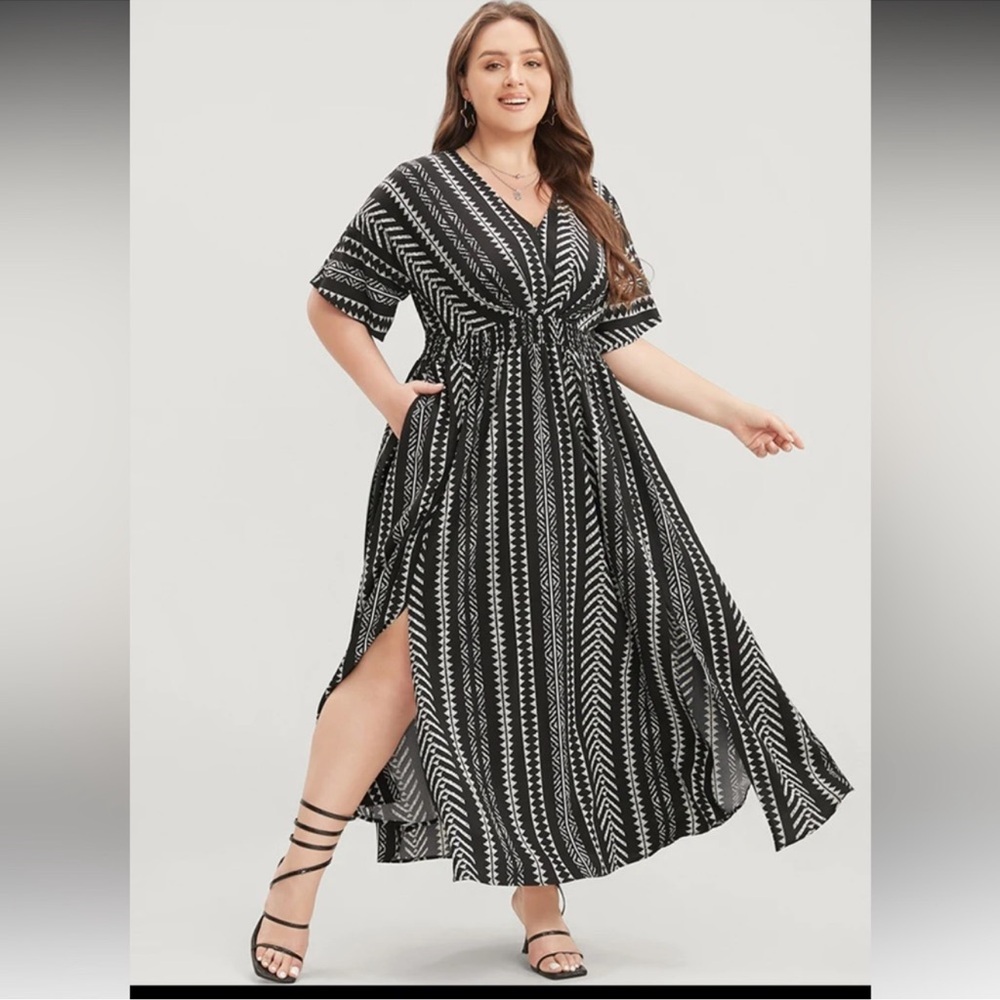 BloomChic Casual Striped Lightweight Black and White Short Sleeve Maxi Dress - Picture 2 of 16